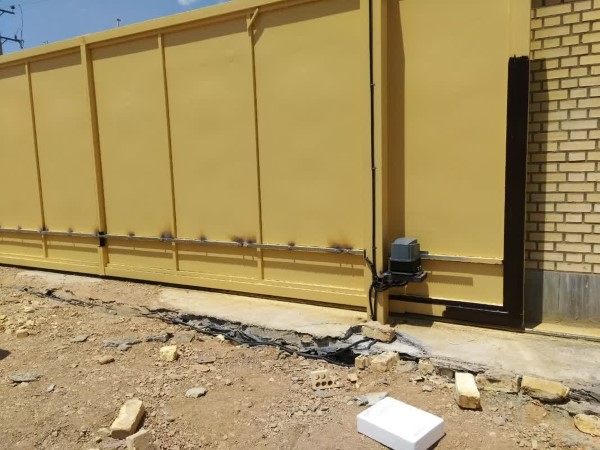 نصب درب اتوماتیک ریلی